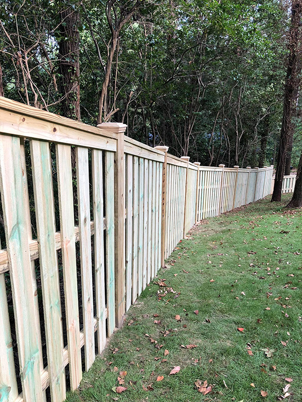 Wood fence styles that are popular in Hoover Al