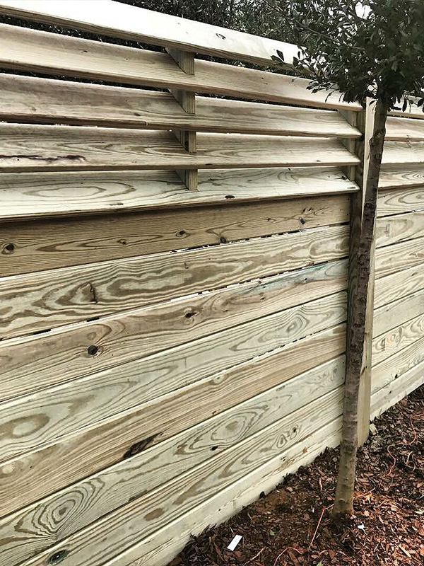 Wood fence styles that are popular in Oneonta Al