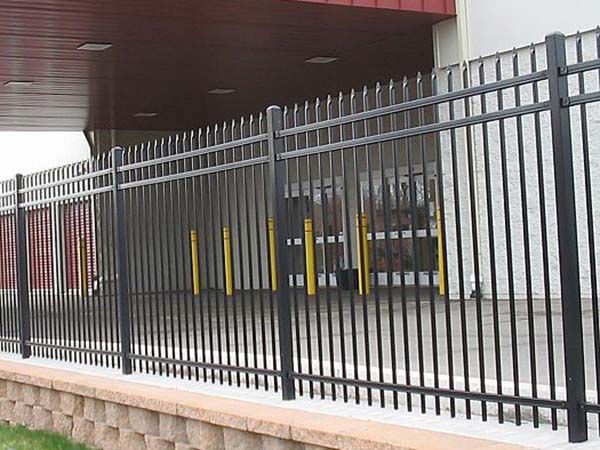 Rainbow City Alabama commercial fencing contractor