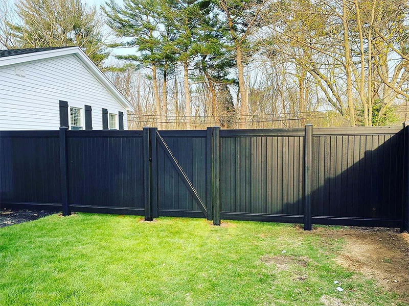 Photo of a Birmingham Alabama vinyl fence