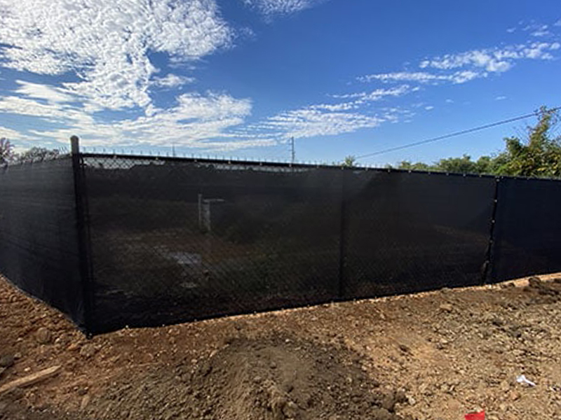 Commercial chain link fence Birmingham Alabama fence company