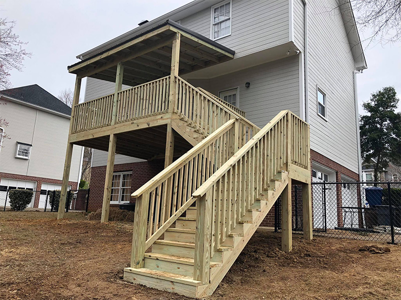 Wood deck company in central Al