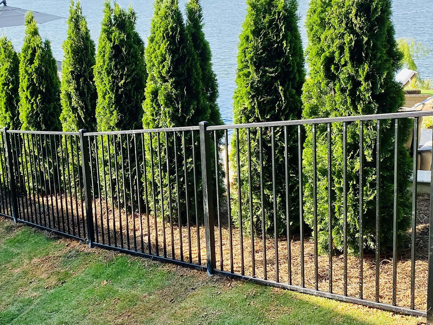 Residential aluminum fence contractor in Birmingham Alabama